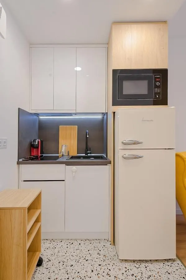 Cosy And Stylish Studio Next To Sofia'S Central Market Hall Apartment